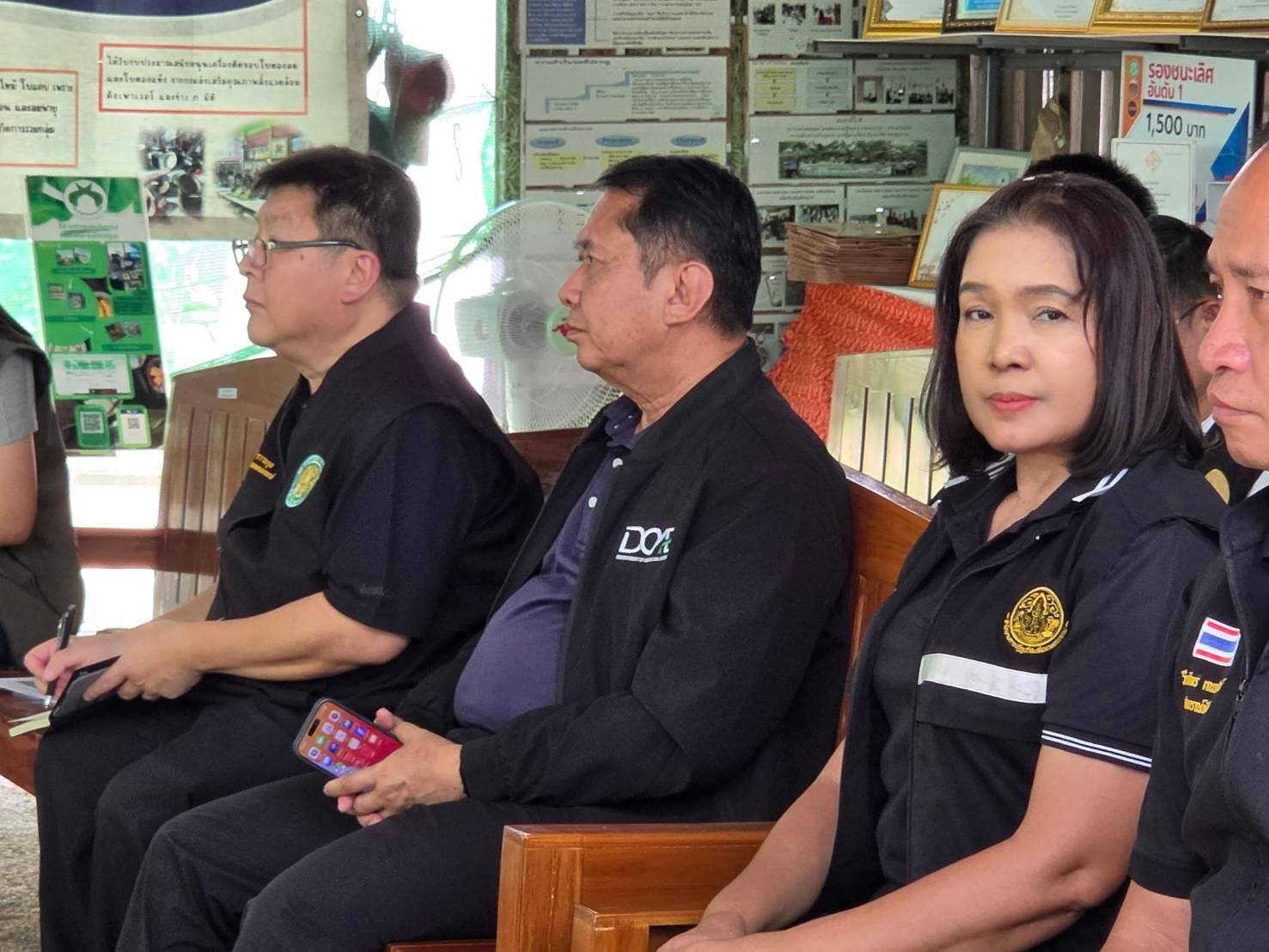title - ผู้ตรวจราชการกรม ส.ป.ก. ร่วมติดตามรัฐมนตรีช่วยว่าการกระทรวงเกษตรและสหกรณ์ (นางสาวปิยะรัฐชย์ ติยะไพรัช) ลงพื้นที่ตรวจราชการจังหวัดสุโขทัย